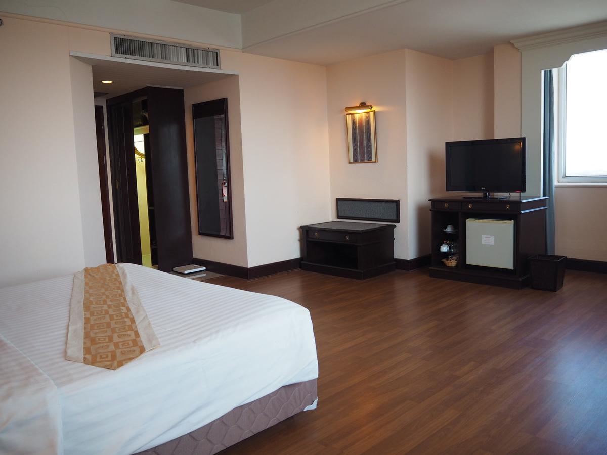 Charoen Thani Hotel, Khon Kaen Bagian luar foto